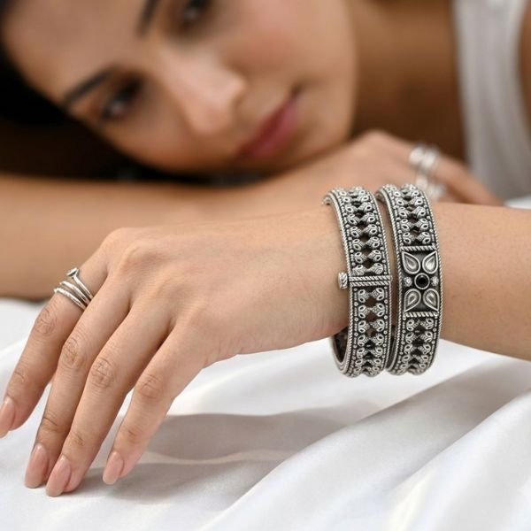Green Floral Panel Bangles