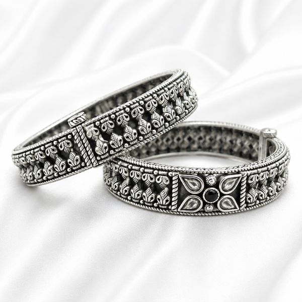 Green Floral Panel Bangles