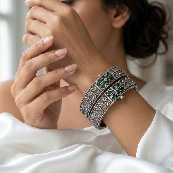 Green Quilt Hinged Bangles