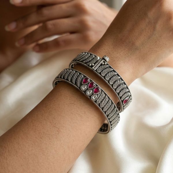 Fern Pink Hinged Bangles