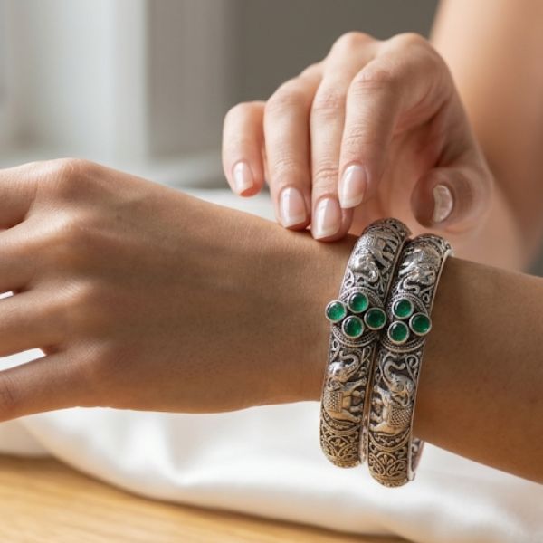 Studded Green Hinged Bangles