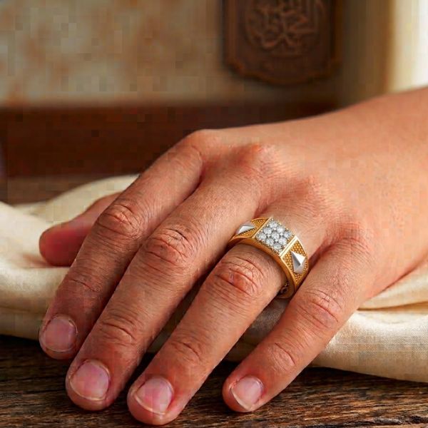 Gold Luxe Spark Ring